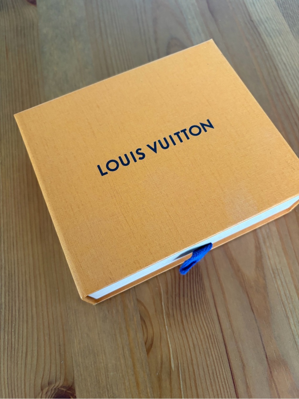 Louis Vuitton Wallet Drawer Pull Storage Gift Box